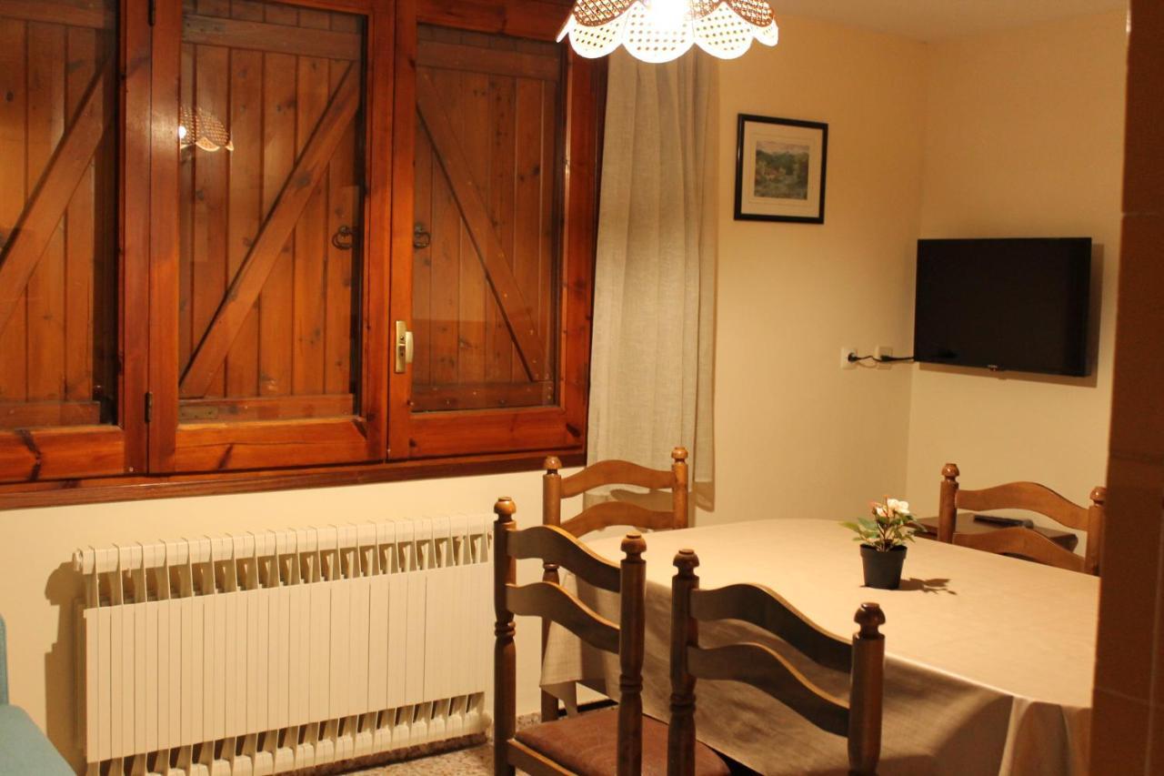Apartaments Turistics Vilaro Llorts Exterior foto